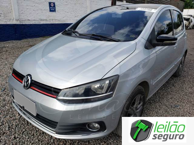 LOTE 032 VOLKSWAGEN/FOX HIGHLINE 1.6 16V MSI 2015