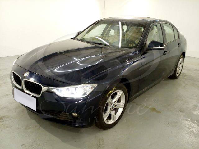 LOTE 016 - BMW 320I ActiveFlex Turbo 2015