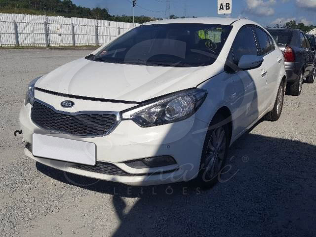 LOTE 024 - KIA CERATO SX 1.6 16V 2014