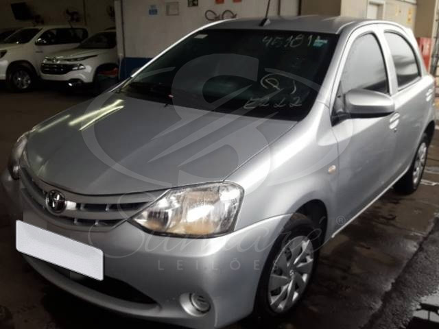 LOTE 035 - TOYOTA ETIOS X 1.3 16V 2017