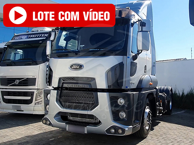 LOTE 002 - Ford Cargo 2042 4x2 2015