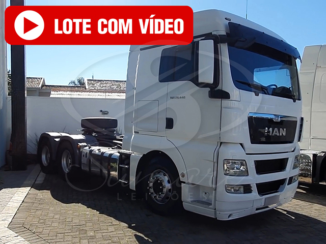 LOTE 003 - MAN TGX 29.440 2015