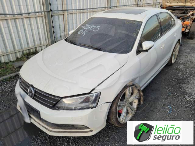 LOTE 020 VOLKSWAGEN/JETTA COMFORTLINE 2.0 TOTAL FLEX 2015